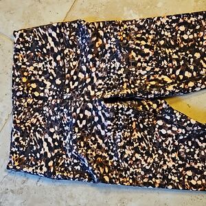 Lululemon Capri pants